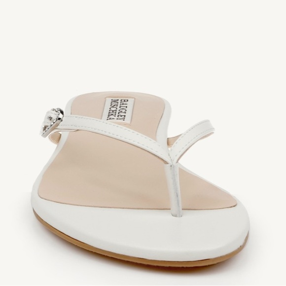 Badgley Mischka's Dynah Flat Sandal, White Leather, 6.0 - Picture 2 of 5